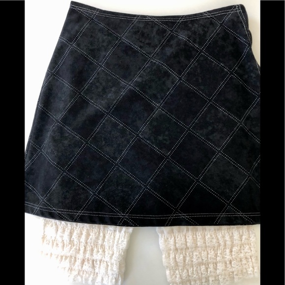 INC black Faux Suede White diagonal stitching plaid design bias cut mini size 6 - Picture 15 of 15